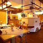 & Tiroler Buam Otel 4*