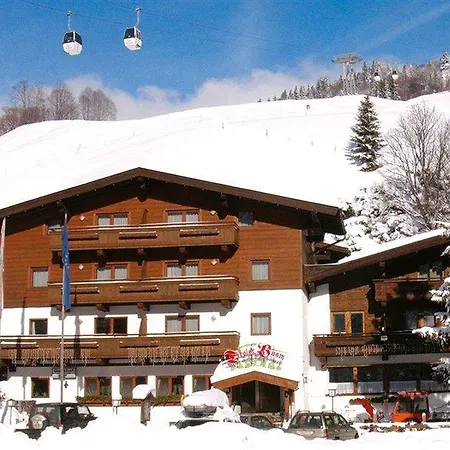 Hotel & Tiroler Buam 4*