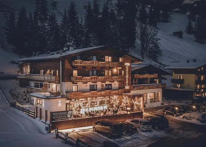 & Tiroler Buam Hotel